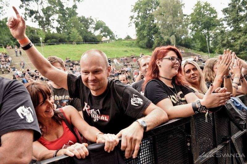 Magmafest v Jihlavě: Rockové žně zajistili Rybičky 48, zakázanÝovoce, Arakain i Škwor