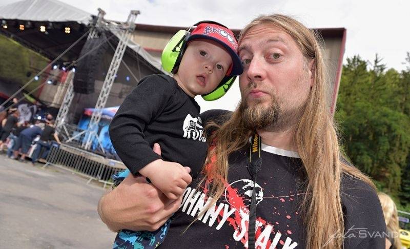 Magmafest v Jihlavě: Rockové žně zajistili Rybičky 48, zakázanÝovoce, Arakain i Škwor