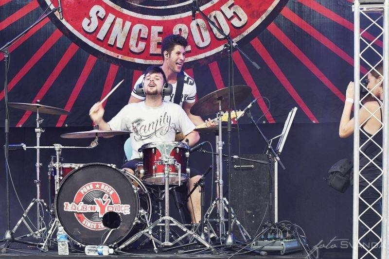 Magmafest v Jihlavě: Rockové žně zajistili Rybičky 48, zakázanÝovoce, Arakain i Škwor