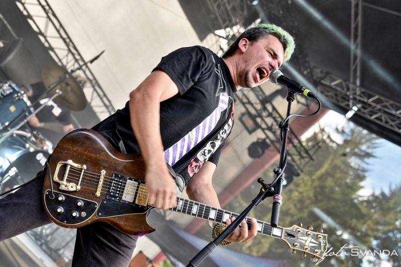 Magmafest v Jihlavě: Rockové žně zajistili Rybičky 48, zakázanÝovoce, Arakain i Škwor