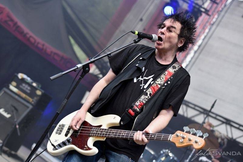 Magmafest v Jihlavě: Rockové žně zajistili Rybičky 48, zakázanÝovoce, Arakain i Škwor