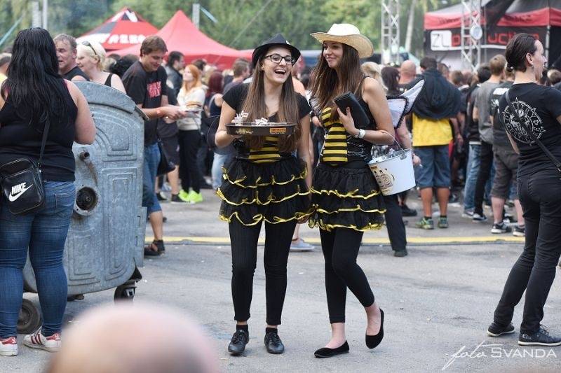 Magmafest v Jihlavě: Rockové žně zajistili Rybičky 48, zakázanÝovoce, Arakain i Škwor