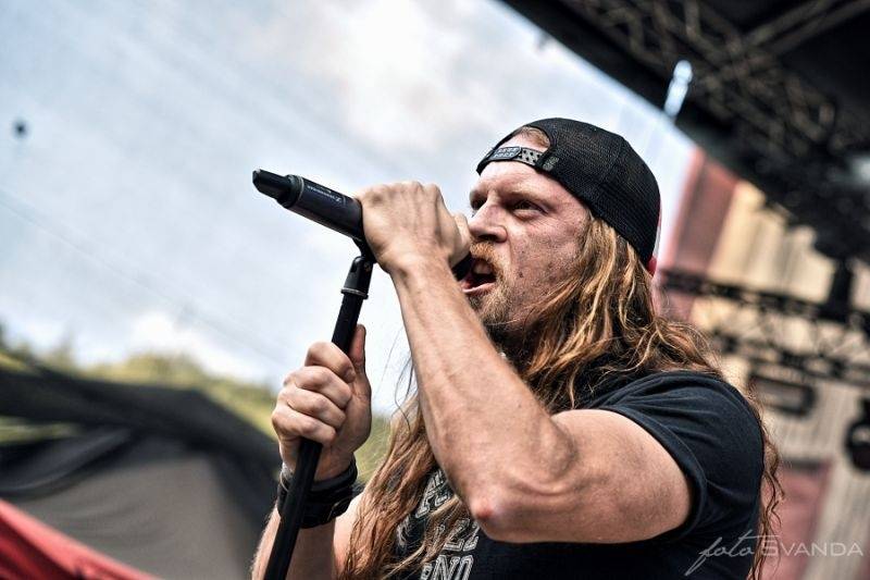 Magmafest v Jihlavě: Rockové žně zajistili Rybičky 48, zakázanÝovoce, Arakain i Škwor