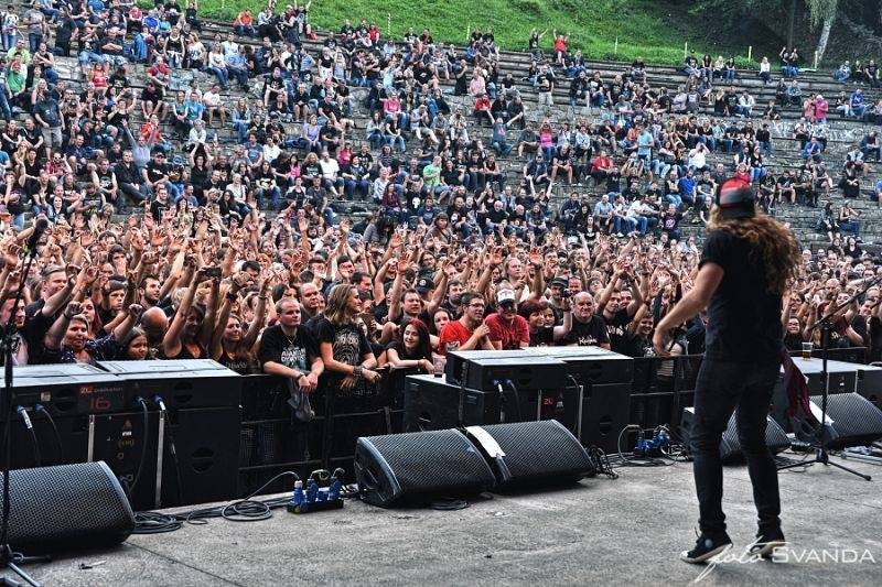 Magmafest v Jihlavě: Rockové žně zajistili Rybičky 48, zakázanÝovoce, Arakain i Škwor