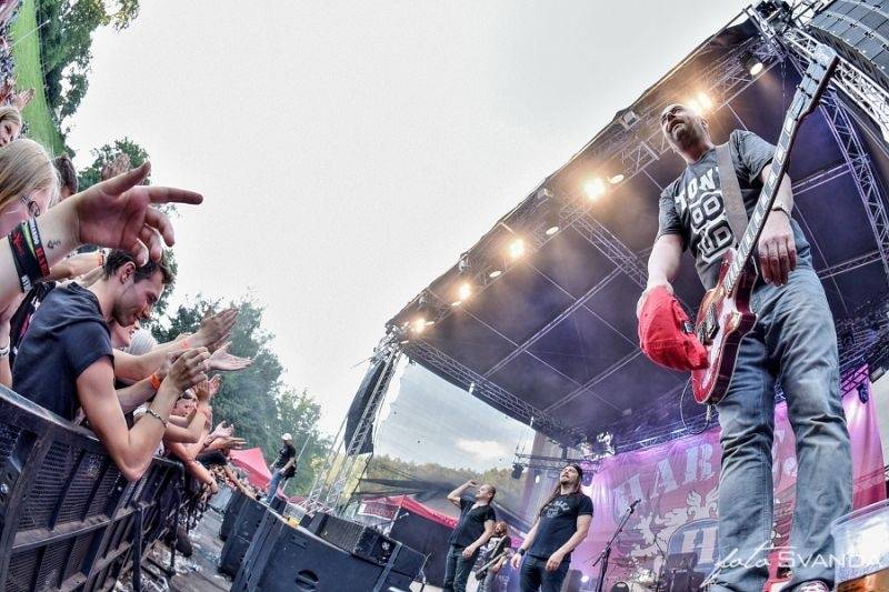 Magmafest v Jihlavě: Rockové žně zajistili Rybičky 48, zakázanÝovoce, Arakain i Škwor