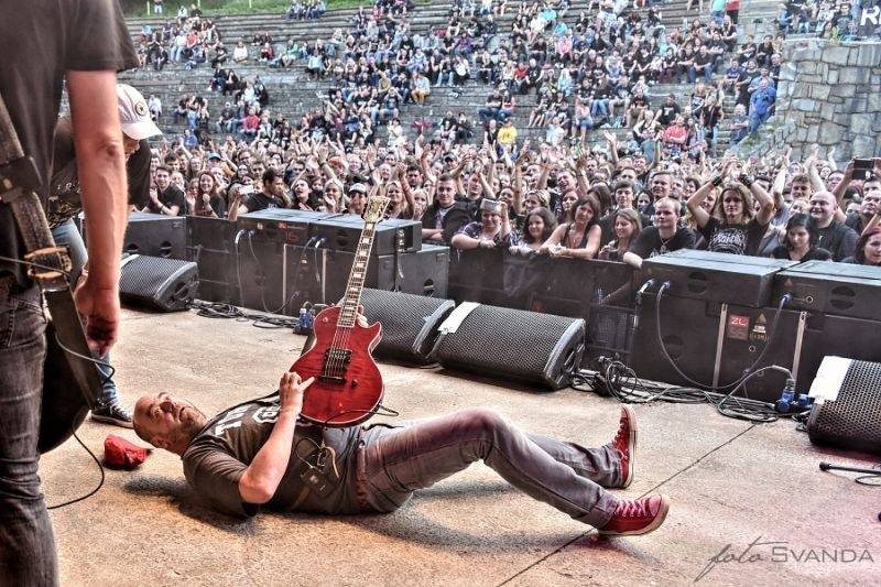 Magmafest v Jihlavě: Rockové žně zajistili Rybičky 48, zakázanÝovoce, Arakain i Škwor