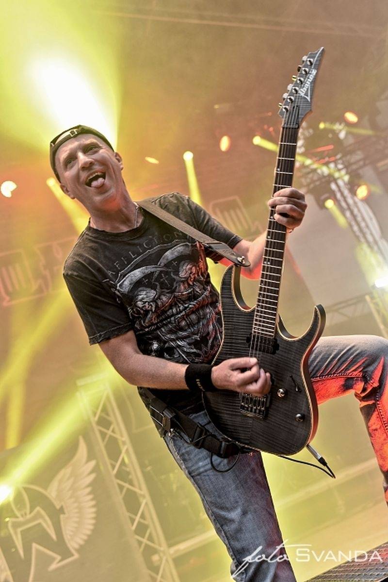 Magmafest v Jihlavě: Rockové žně zajistili Rybičky 48, zakázanÝovoce, Arakain i Škwor