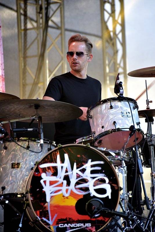 Začal festival Trutnoff, na úvod vystoupil Jake Bugg i kastráti