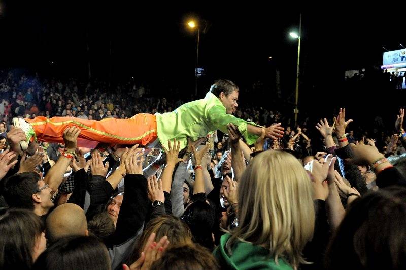 Začal festival Trutnoff, na úvod vystoupil Jake Bugg i kastráti