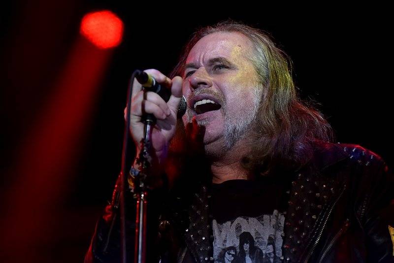 Začal festival Trutnoff, na úvod vystoupil Jake Bugg i kastráti