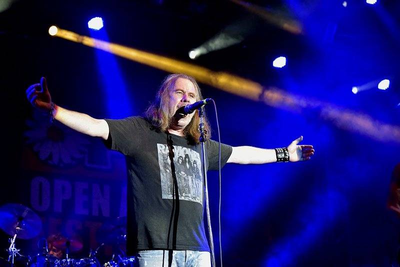 Začal festival Trutnoff, na úvod vystoupil Jake Bugg i kastráti