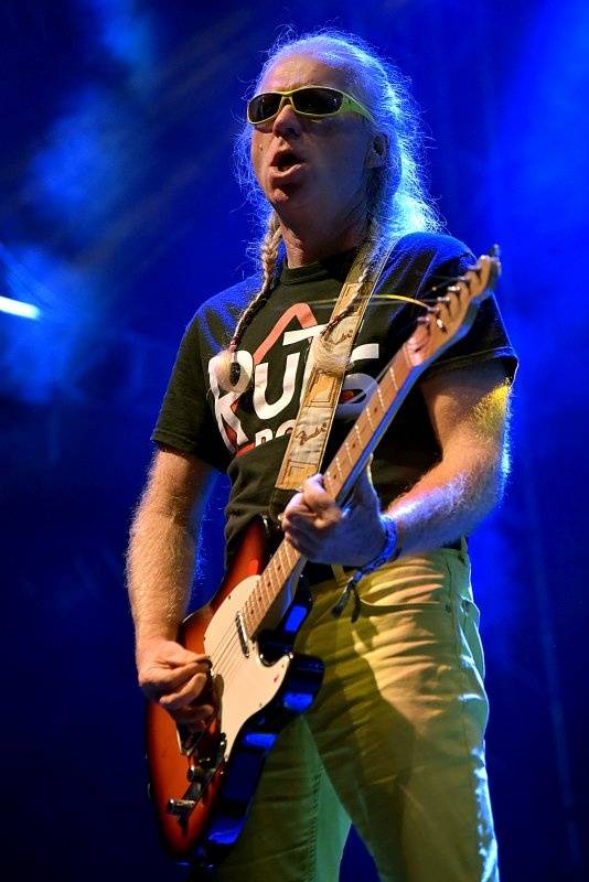 Začal festival Trutnoff, na úvod vystoupil Jake Bugg i kastráti