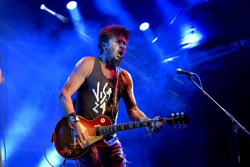 Začal festival Trutnoff, na úvod vystoupil Jake Bugg i kastráti