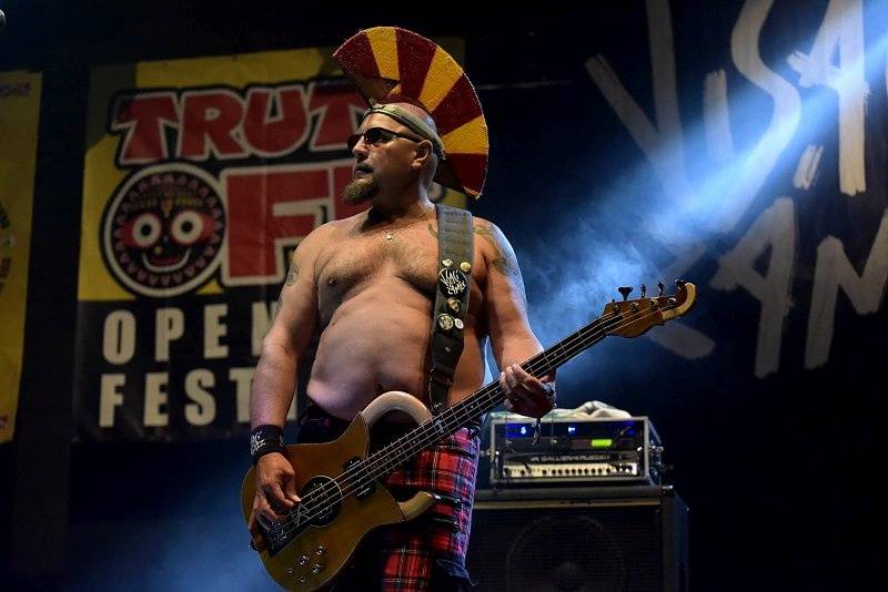 Začal festival Trutnoff, na úvod vystoupil Jake Bugg i kastráti