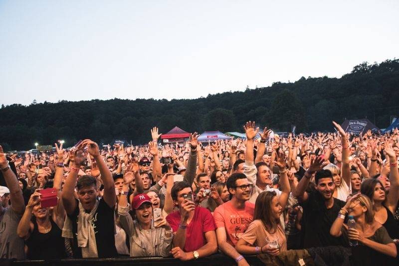 První den hradní pařby v Hradci nad Moravicí obstarali Rytmus, Xindl X i Monkey Business