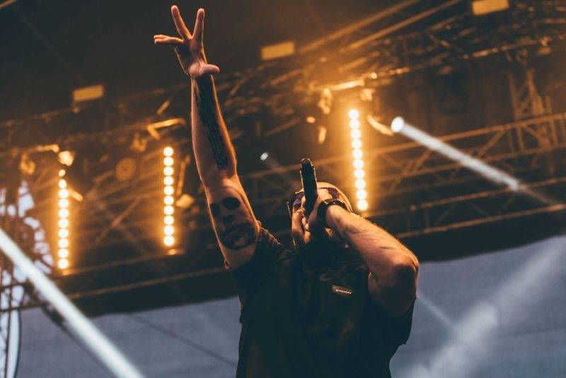 Hrady CZ: Pátek v Hradci nad Moravicí s kosmickými Mandrage i divokými Monkey Business