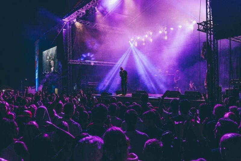 Hrady CZ: Pátek v Hradci nad Moravicí s kosmickými Mandrage i divokými Monkey Business