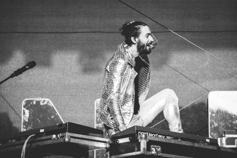 Hrady CZ: Pátek v Hradci nad Moravicí s kosmickými Mandrage i divokými Monkey Business