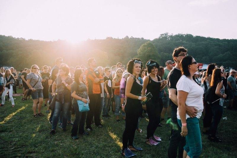 Hrady CZ: Pátek v Hradci nad Moravicí s kosmickými Mandrage i divokými Monkey Business