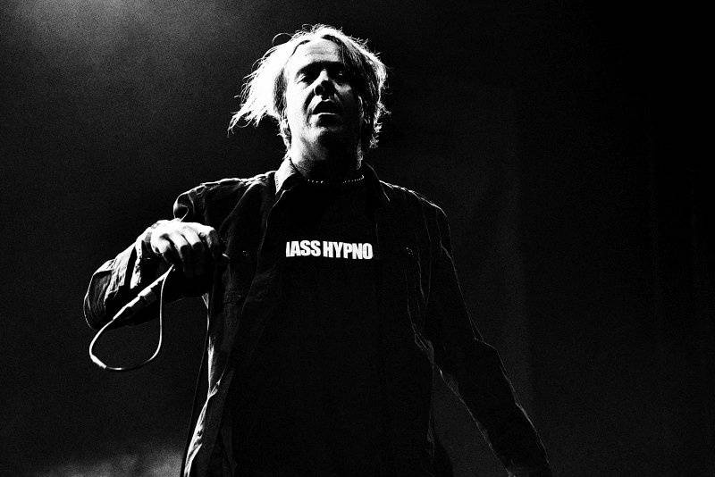 Trutnoff podruhé: Metalový nářez se Soulfly nebo Fear Factory i folk vousáče Bena Caplana