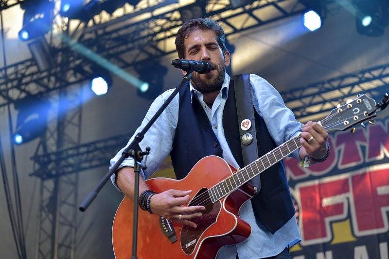 Trutnoff podruhé: Metalový nářez se Soulfly nebo Fear Factory i folk vousáče Bena Caplana