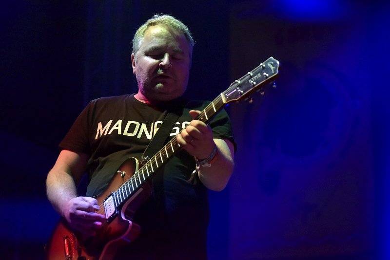 Trutnoff podruhé: Metalový nářez se Soulfly nebo Fear Factory i folk vousáče Bena Caplana