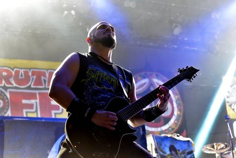 Trutnoff podruhé: Metalový nářez se Soulfly nebo Fear Factory i folk vousáče Bena Caplana