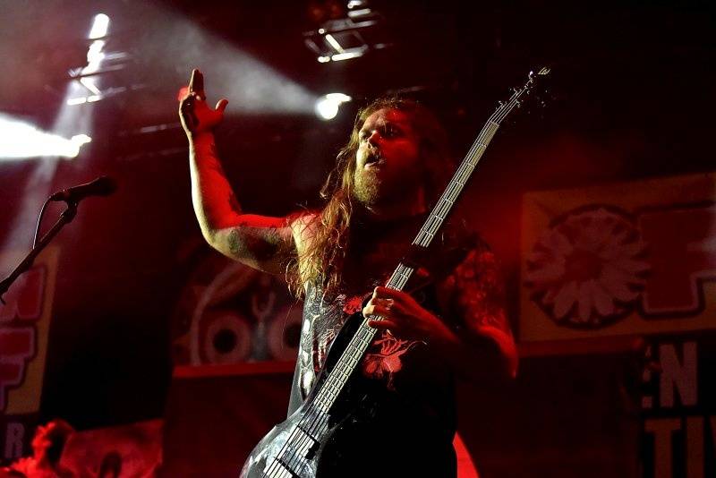 Trutnoff podruhé: Metalový nářez se Soulfly nebo Fear Factory i folk vousáče Bena Caplana