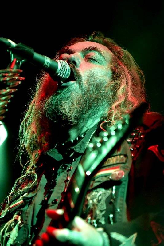Trutnoff podruhé: Metalový nářez se Soulfly nebo Fear Factory i folk vousáče Bena Caplana