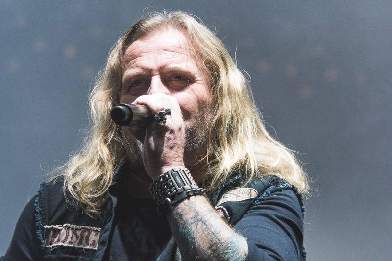 Druhý den festivalu Hrady CZ v Hradci nad Moravicí: Vypsaná Fixa, UDG a bouřlivý Kabát