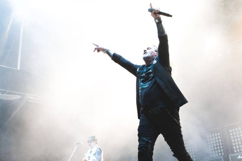 Druhý den festivalu Hrady CZ v Hradci nad Moravicí: Vypsaná Fixa, UDG a bouřlivý Kabát