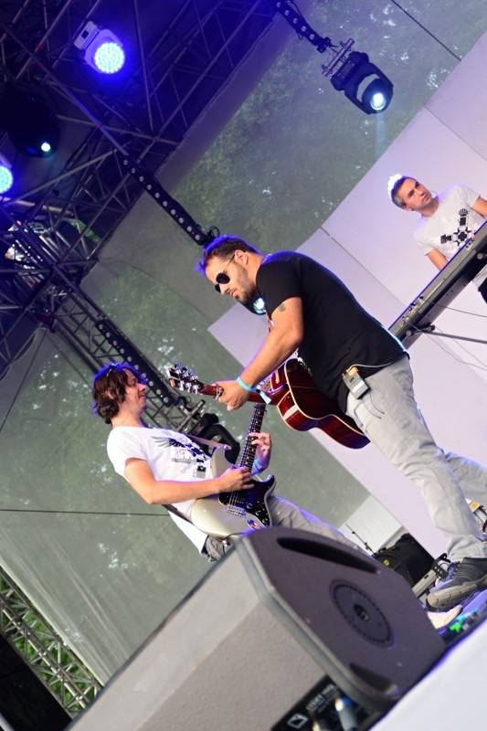 Okoř praskala ve švech: David Koller, Ewa Farna či Xindl X přivezli svoje hity