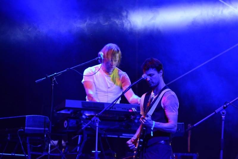 Okoř praskala ve švech: David Koller, Ewa Farna či Xindl X přivezli svoje hity