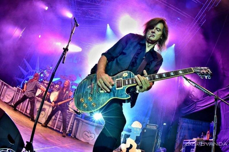 Moravským Krumlovem se nesla metalová řežba německých Helloween 