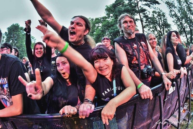 Moravským Krumlovem se nesla metalová řežba německých Helloween 