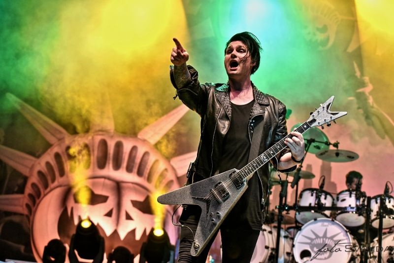 Moravským Krumlovem se nesla metalová řežba německých Helloween 