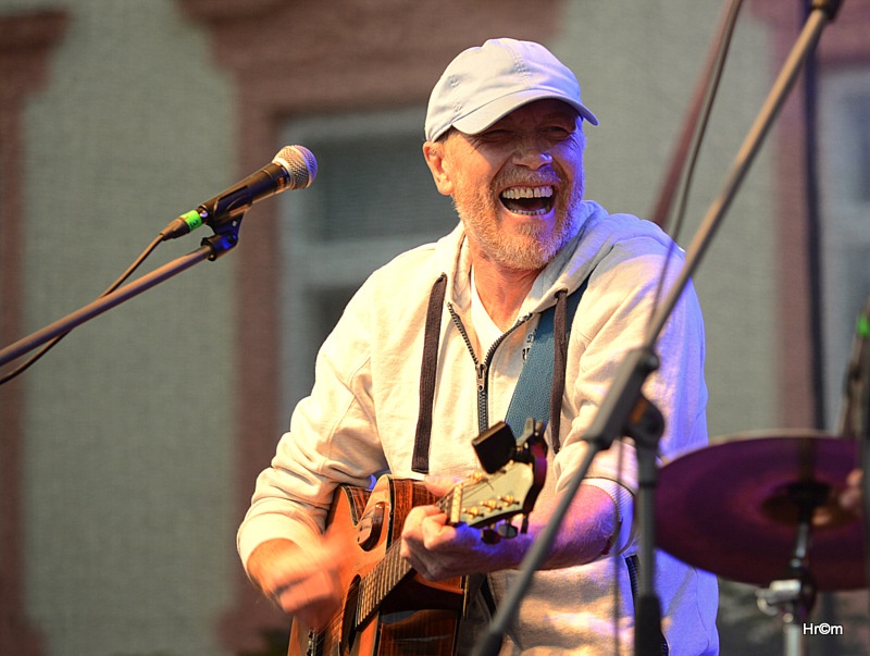 V Poličce slavili čtvrtstoletí festivalu, Dalibor Janda bavil historkou, hráli i Miro Šmajda nebo Děda Mládek Illegal Band