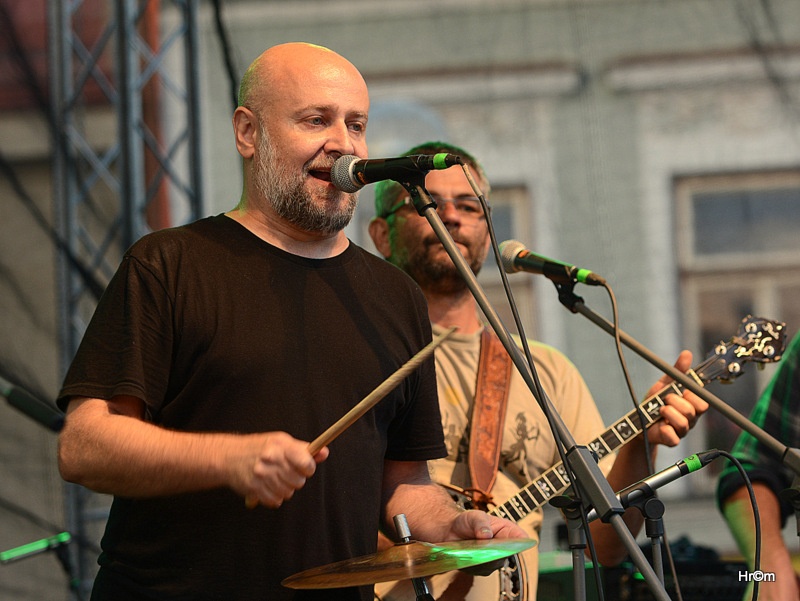 V Poličce slavili čtvrtstoletí festivalu, Dalibor Janda bavil historkou, hráli i Miro Šmajda nebo Děda Mládek Illegal Band