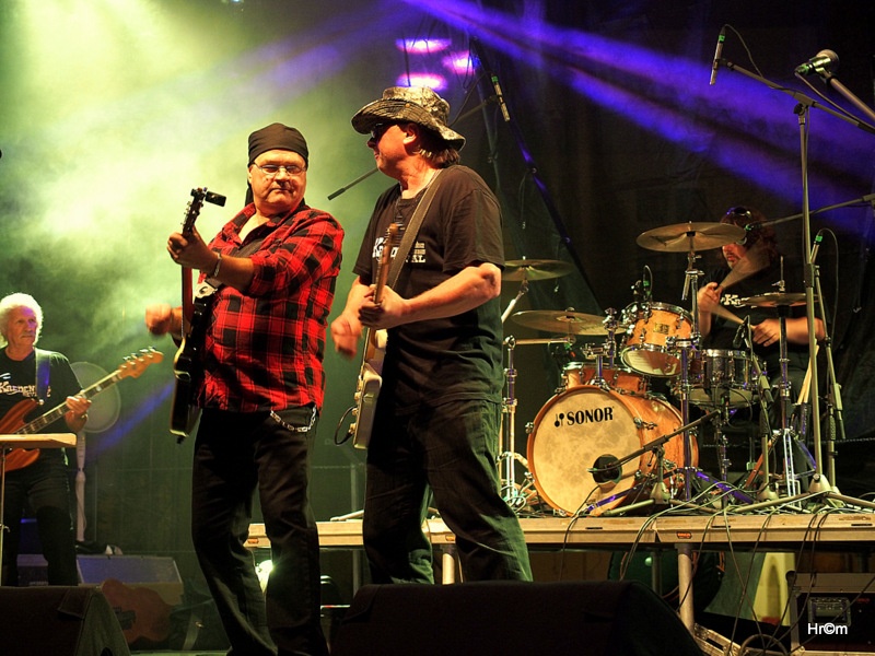 V Poličce slavili čtvrtstoletí festivalu, Dalibor Janda bavil historkou, hráli i Miro Šmajda nebo Děda Mládek Illegal Band