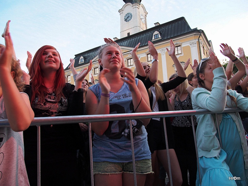 V Poličce slavili čtvrtstoletí festivalu, Dalibor Janda bavil historkou, hráli i Miro Šmajda nebo Děda Mládek Illegal Band
