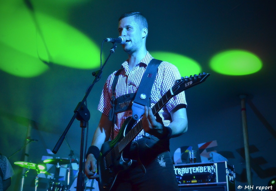 Živá ulice vrcholila, Trautenberk zavzpomínal na Jiřího Ozzyho Kubíka