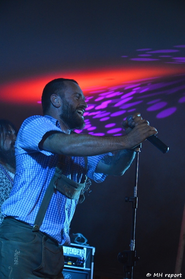 Živá ulice vrcholila, Trautenberk zavzpomínal na Jiřího Ozzyho Kubíka