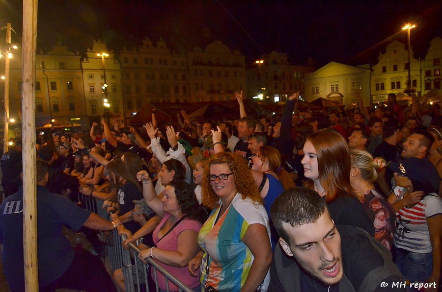 Živá ulice vrcholila, Trautenberk zavzpomínal na Jiřího Ozzyho Kubíka
