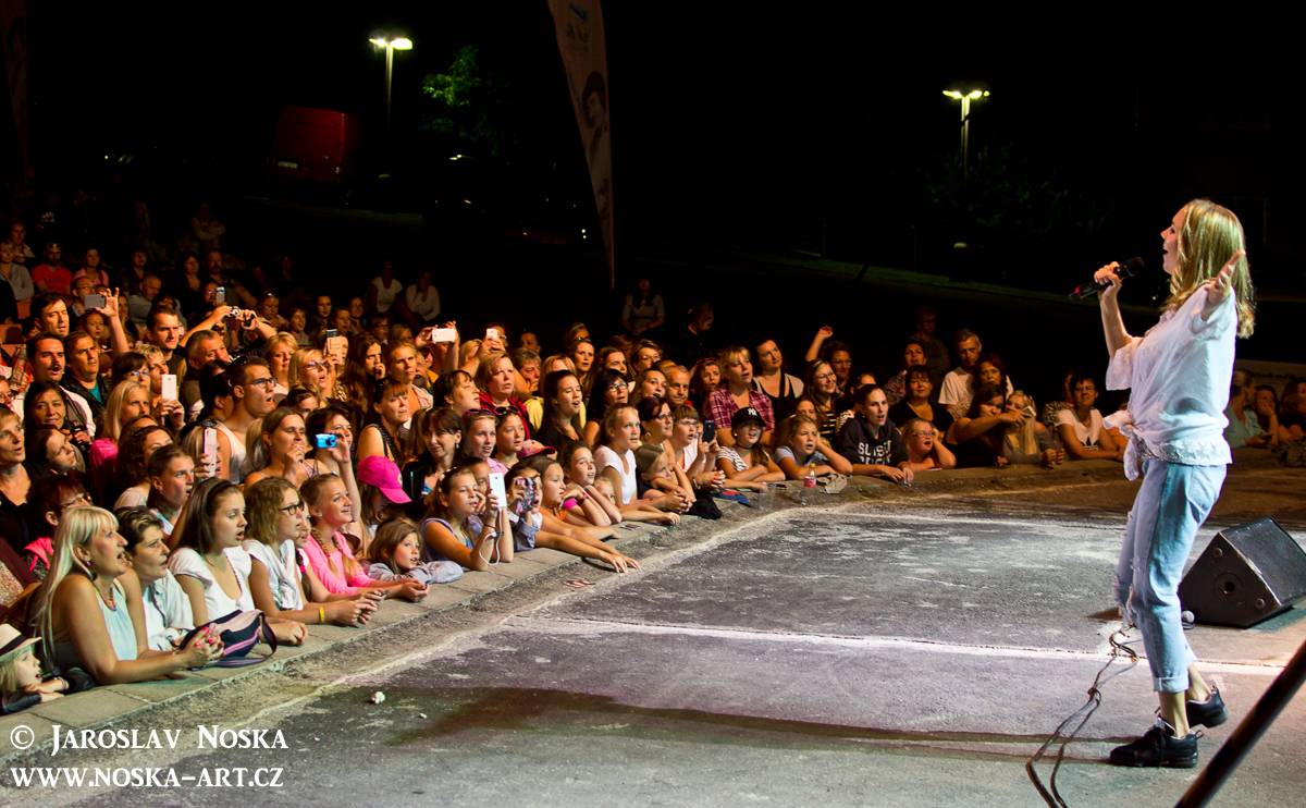 Lucie Vondráčková v Chomutově: Úsměv a Kousek štěstí pro každého