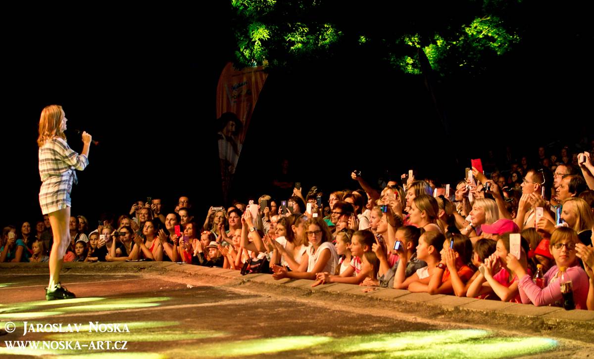 Lucie Vondráčková v Chomutově: Úsměv a Kousek štěstí pro každého