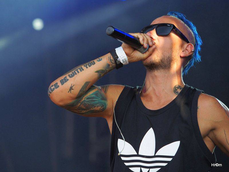 Na Bouzově zpívaly tisíce lidí se skupinami Kabát nebo Divokej Bill