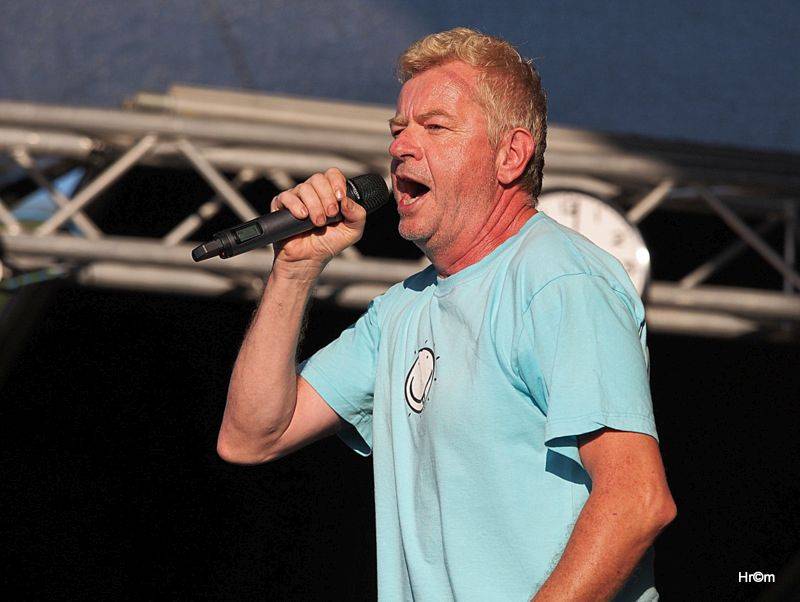 Na Bouzově zpívaly tisíce lidí se skupinami Kabát nebo Divokej Bill