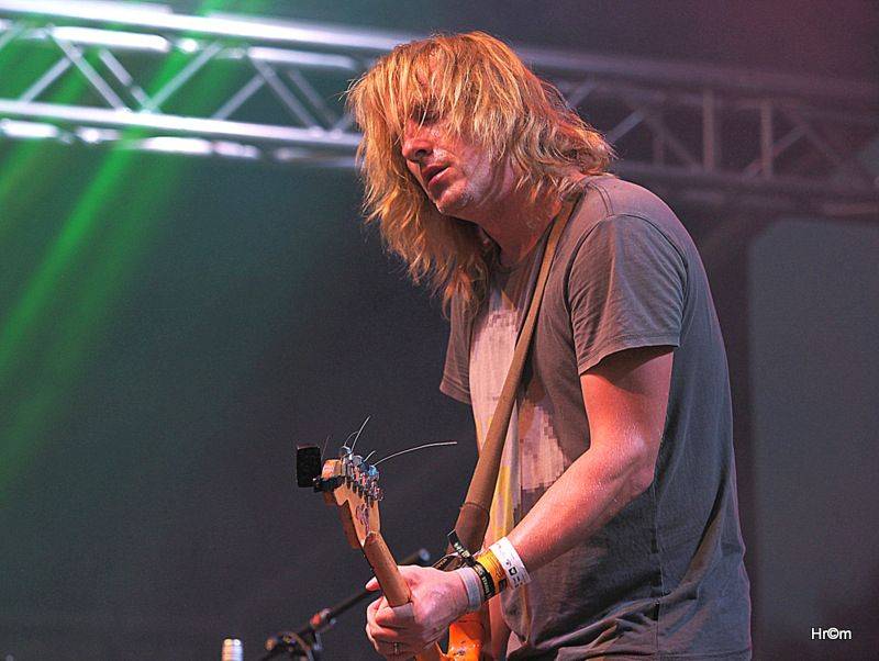 Na Bouzově zpívaly tisíce lidí se skupinami Kabát nebo Divokej Bill