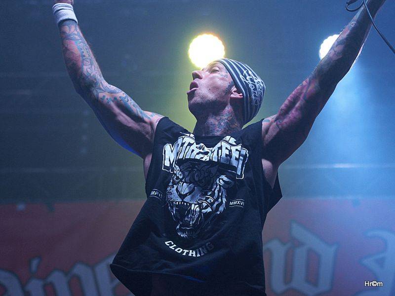 Na Bouzově zpívaly tisíce lidí se skupinami Kabát nebo Divokej Bill