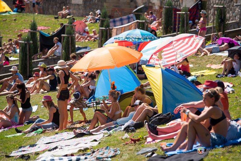 Kryštof Kemp uzavřel svou letošní pouť v Plzni, Richard Krajčo pozval fanoušky na koncert na fotbalovém stadionu